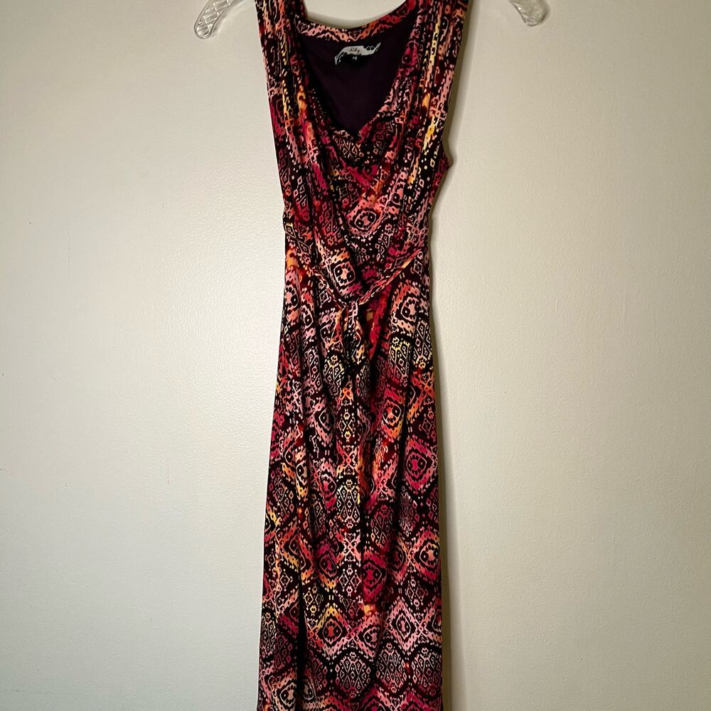 Lily Red Abstract Cowl Neck Sleeveless Shift Dress Medium